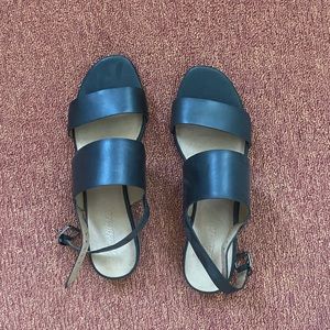 Very comfortable madewelll sandals black leather